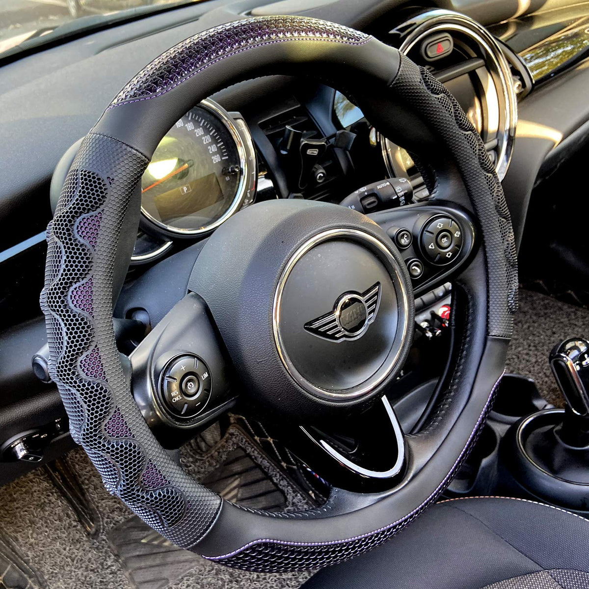 PINCTROT Steering Wheel Cover Great Grip Honeycomb Design 15 Inch All Black