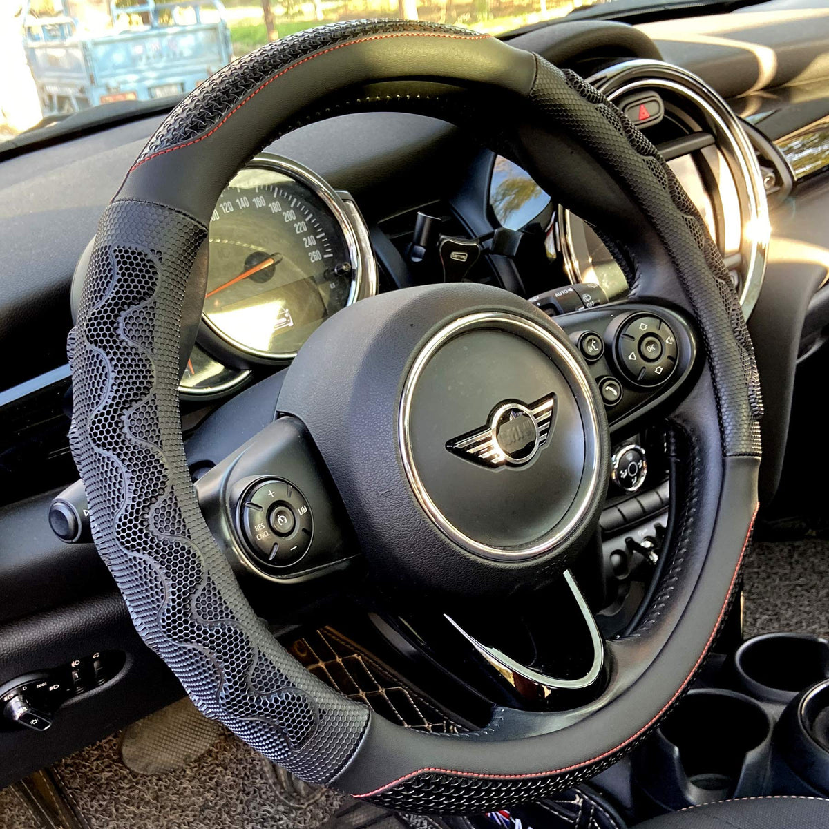 PINCTROT Steering Wheel Cover Great Grip Honeycomb Design 15 Inch All Black